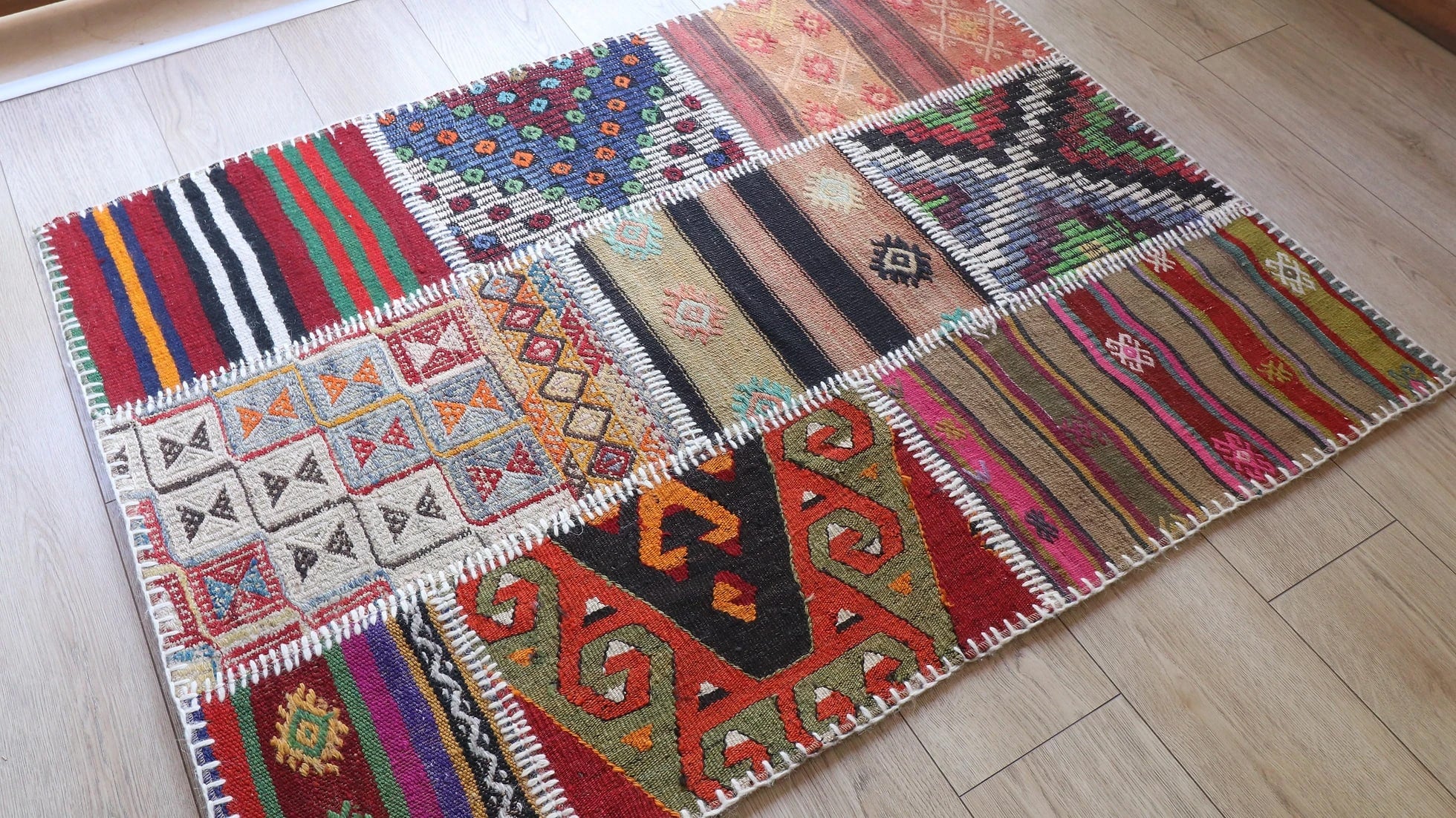 vintage modern colorful hand-knotted patchwork rug 3x5