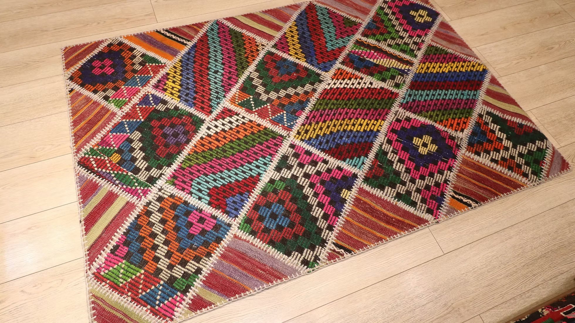 Vintage Fragment Patchwork Turkish Cecim Kilim Rug Styled For Modern NYC Interior Design