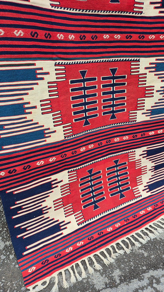 Southwestern-style Turkish rug ideal for farmhouse, ranch, and American heritage homes