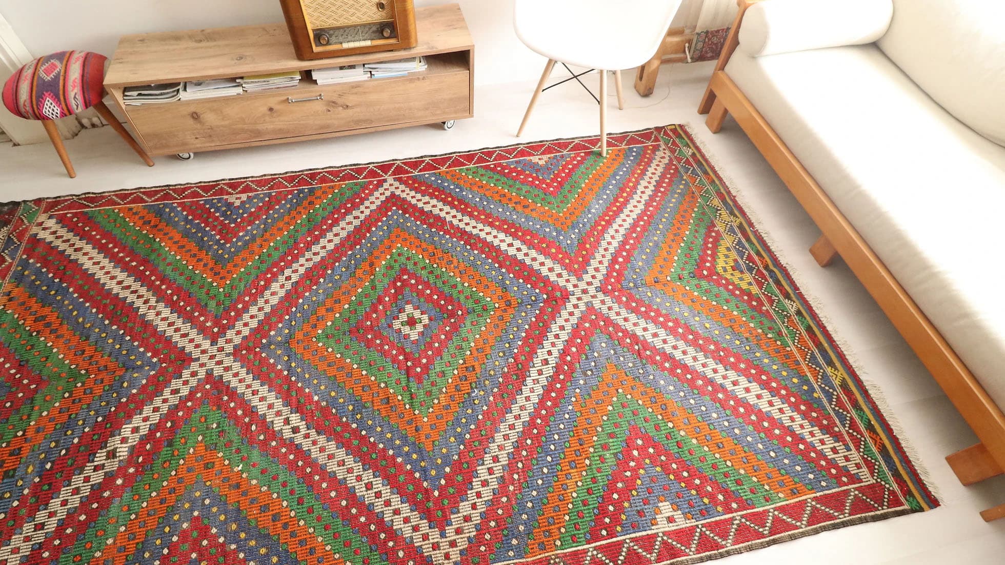 muted hand-knotted vintage Soumak Turkish Kilim Rug in earthy tones