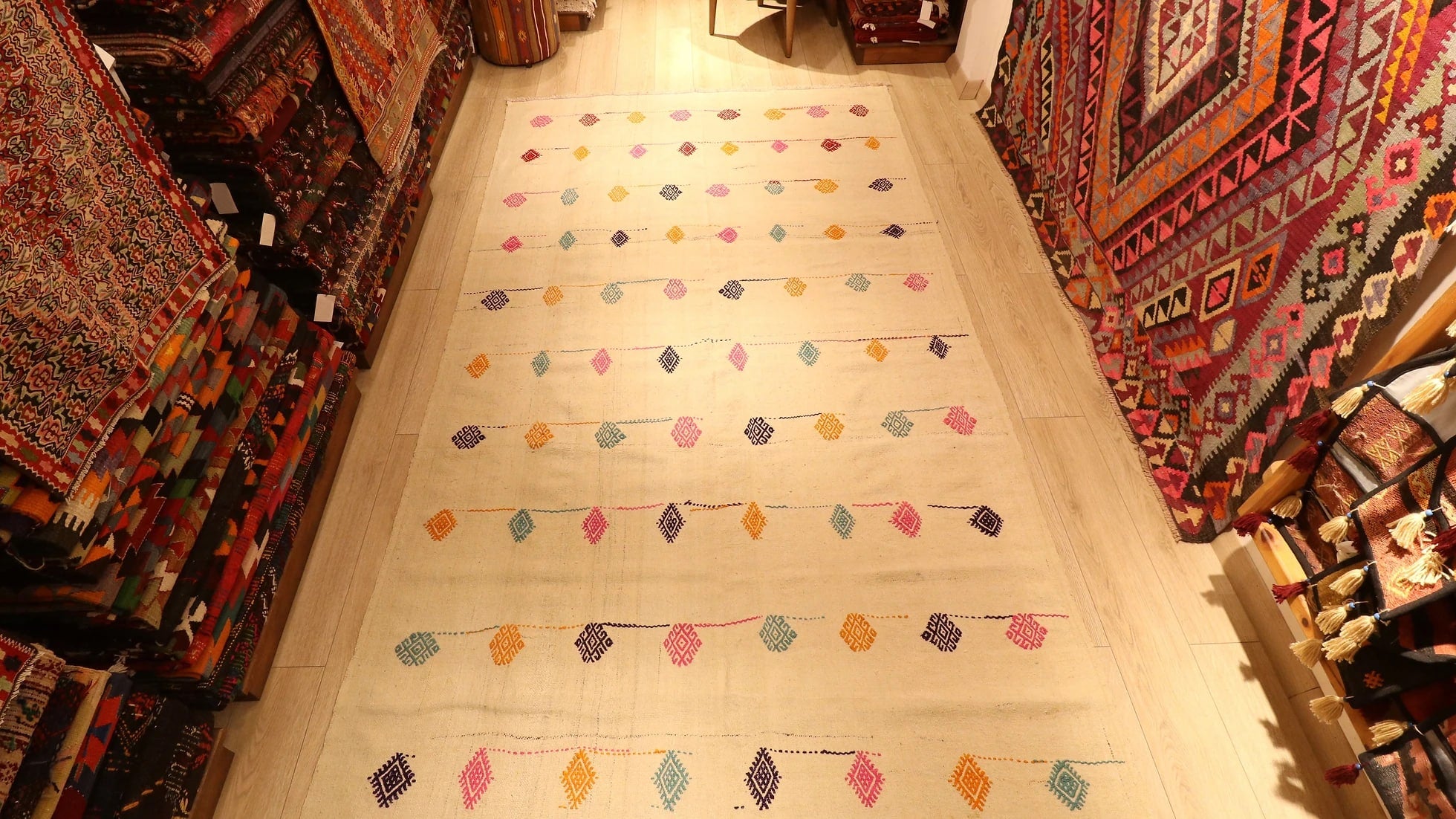 beautiful ivory flat-woven Turkish rug in bold colors in a contemporary and mid-century modern style