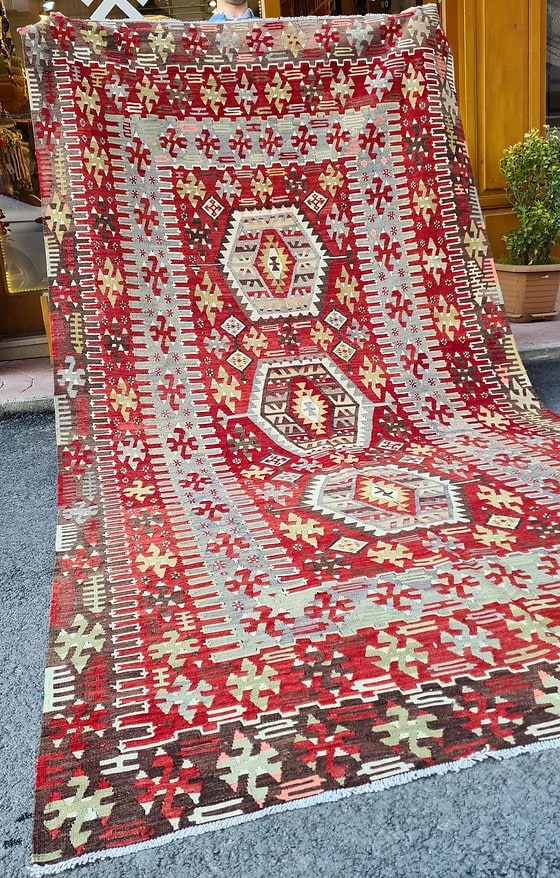world-renowned Oushak Esme oriental flat-woven rug from Turkey handpicked meticulously by Kilim Couture New York rug gallery