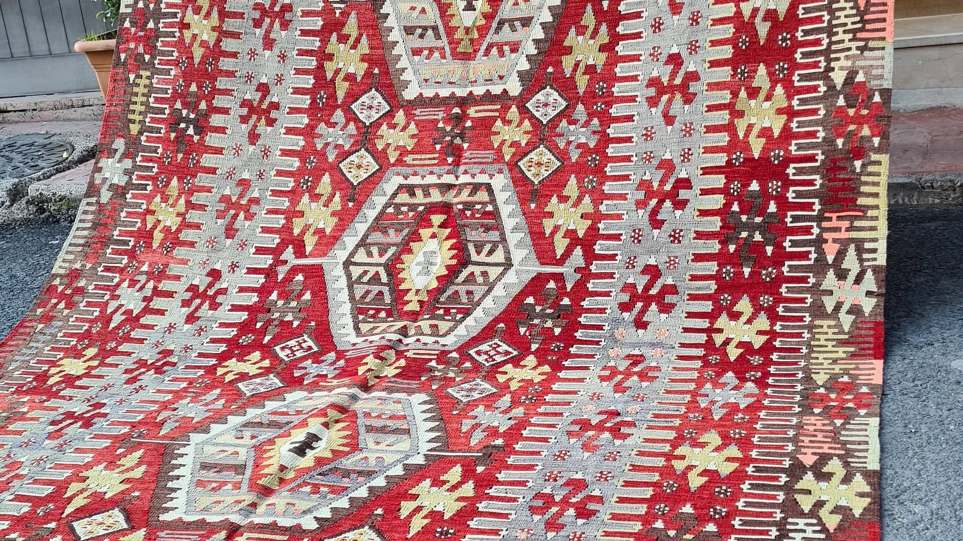 world-renowned Oushak Esme oriental flat-woven rug from Turkey handpicked meticulously by Kilim Couture New York rug gallery