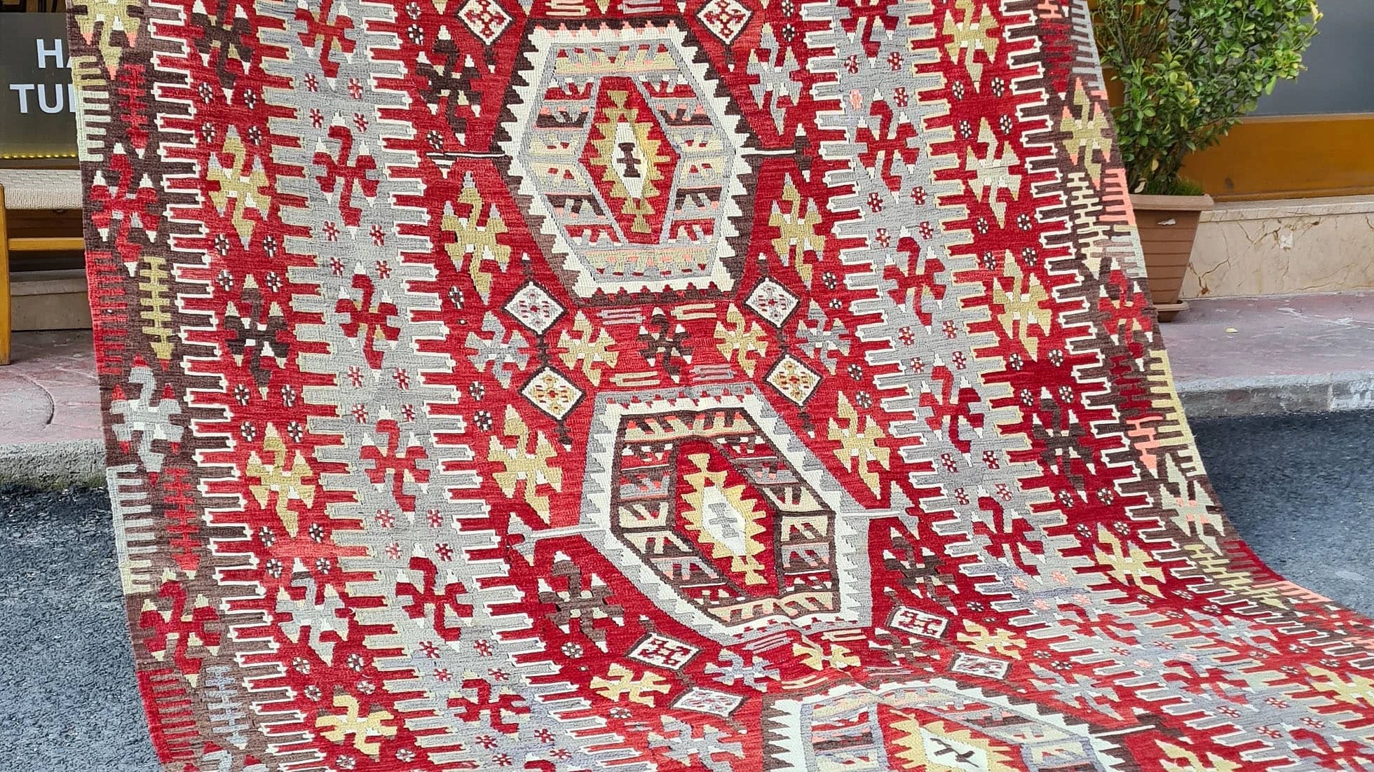 world-renowned Oushak Esme oriental flat-woven rug from Turkey handpicked meticulously by Kilim Couture New York rug gallery