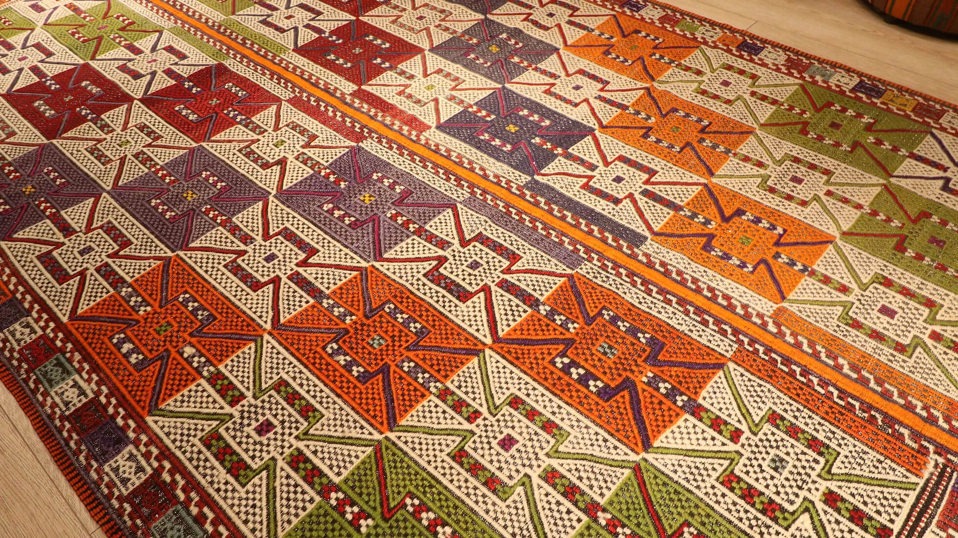 meticulously woven sustainable rare Cecim kilim rug from Aegean region in Turkey in rustic and natural pastel tones