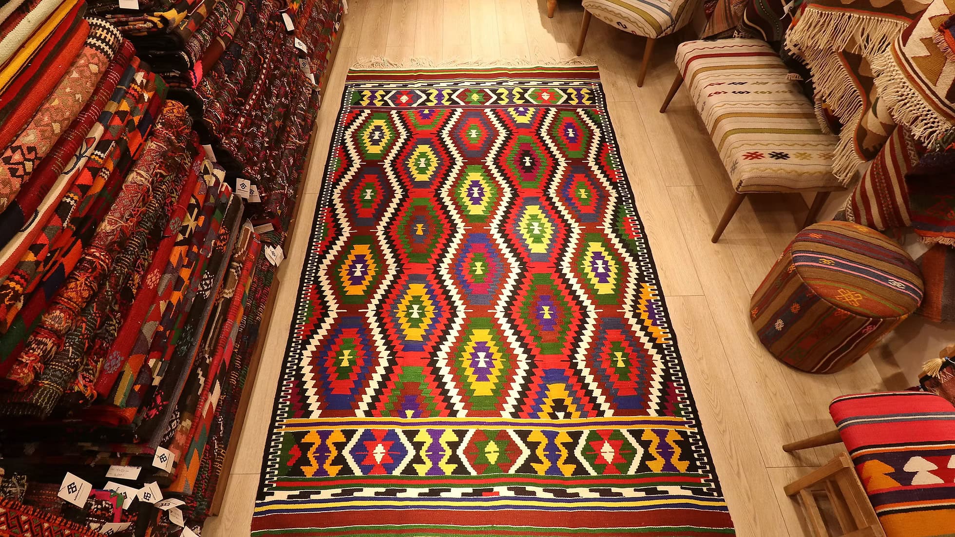 5x9 Polychromatic Diamond Patterned Turkish Kilim Rug | Vintage 1960s Mediterranean Flat-Weave