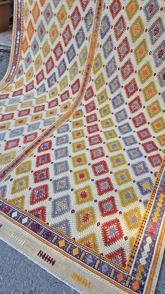 Handwoven Kurdish Kilim Rug 5x9 ft from Turkey, Featuring Colorful Geometric Patterns