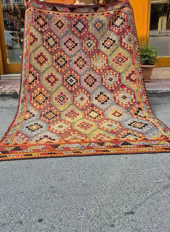 Decorative Turkish quilt rug with geometric pattern measuring 6x9