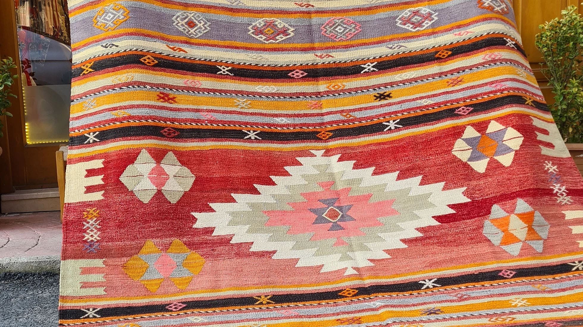 Vintage Handwoven Rustic Turkish Kilim Rug Measuring 7x9