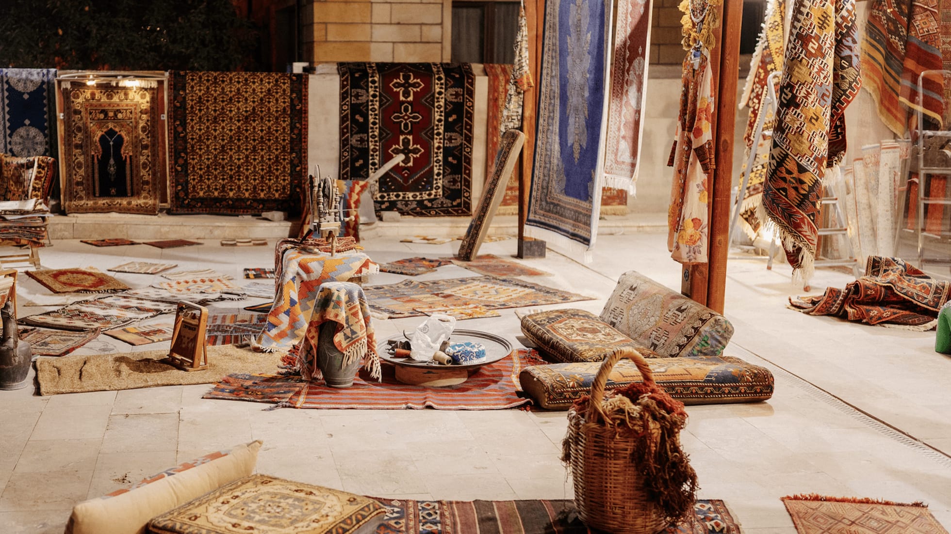 Vintage and antique rug bazaar in Turkey