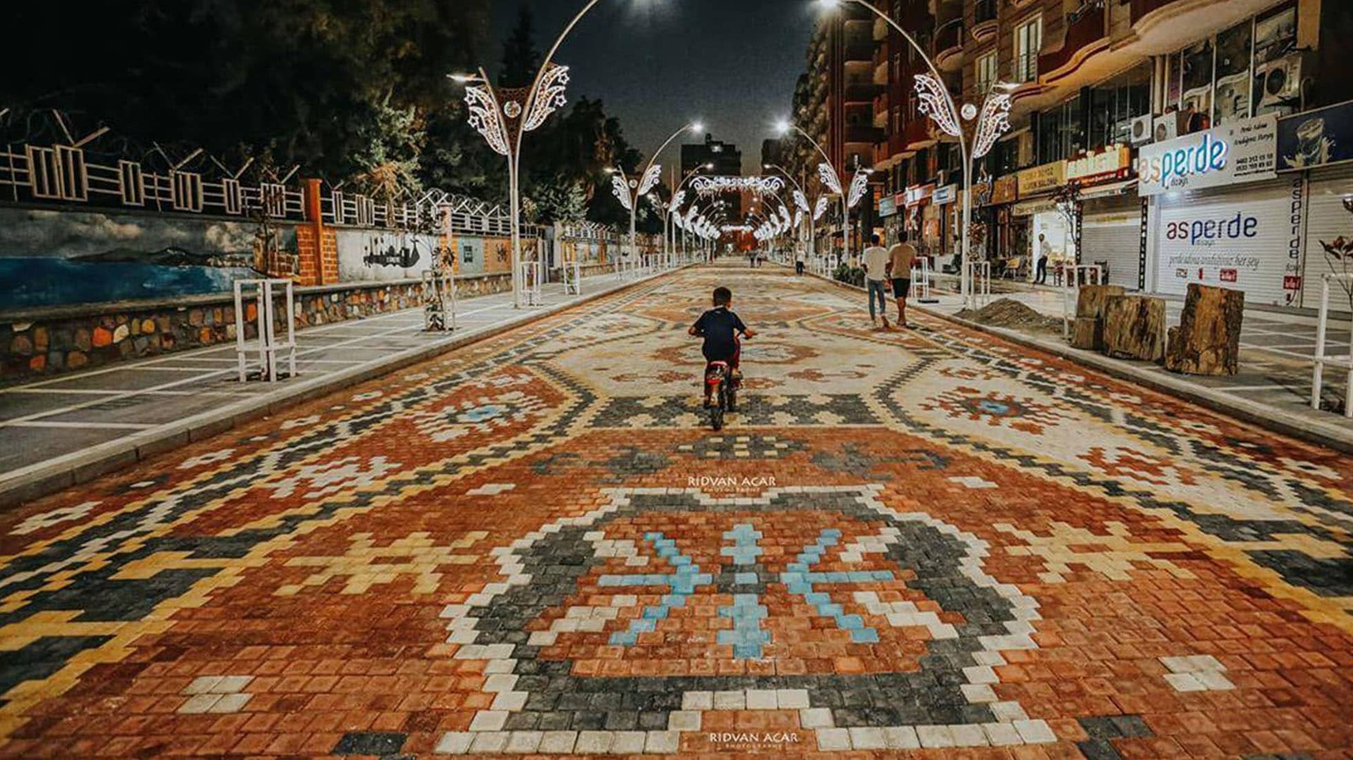 the longest street with Turkish carpet motifs in Mardin, Turkey