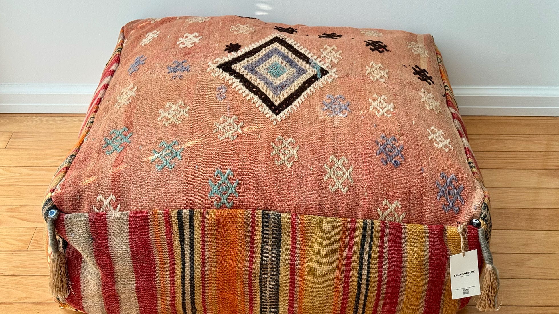 Kilim Ottoman Rustic Accent Décor for Farmhouse, Cottage