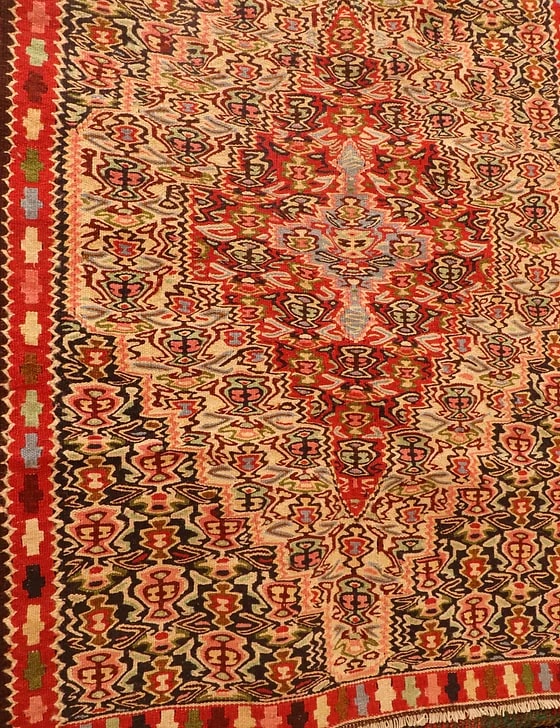 traditional, oriental and luxury hand-knotted Persian rug with classic Persian motifs and patterns for small area
