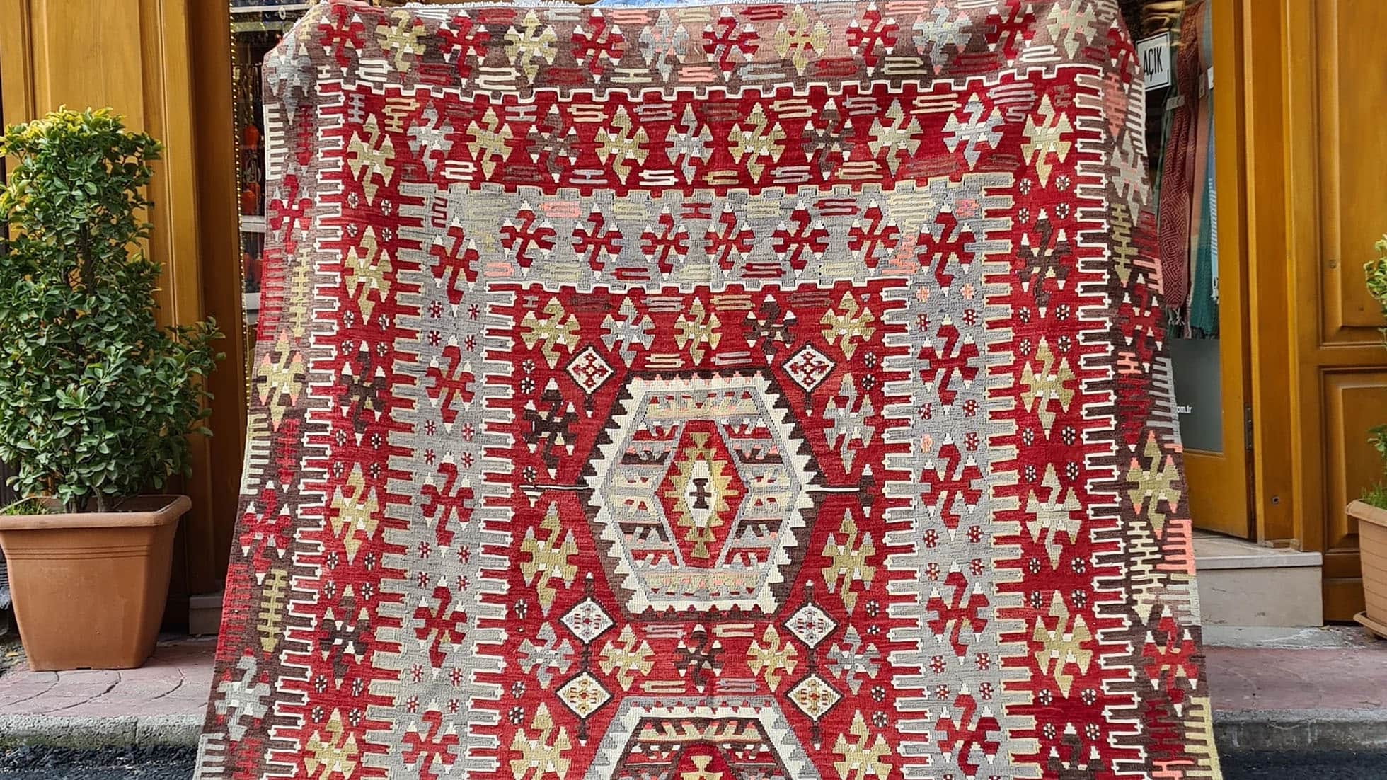 world-renowned Oushak Esme oriental flat-woven rug from Turkey handpicked meticulously by Kilim Couture New York rug gallery