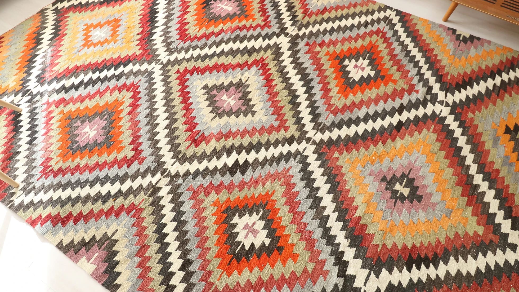 a very rare contemporary and vintage mid-century modern flat-weave Turkish rug in captivating pastel-toned diamond patterns