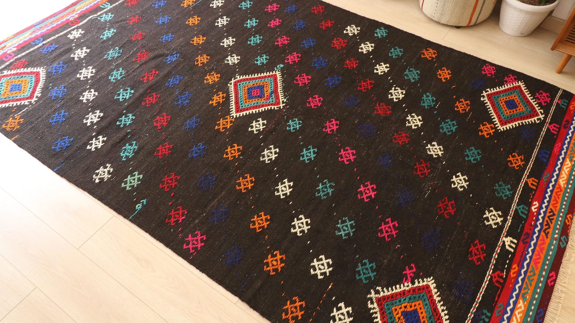 Traditional Turkish Nomadic Flat-Weave – Authentic Vintage Black Rug with Handwoven Geometric Accents