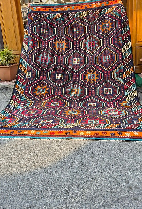 Vintage Turkish cecim kilim rug handwoven in Denizli, large area rug for living room or foyer, mid-century tribal flatweave textile
